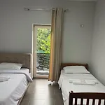 Hotell Raja Fierze Nderlysaj
