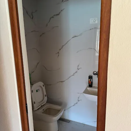 Hotel Raja Fierze Nderlysaj